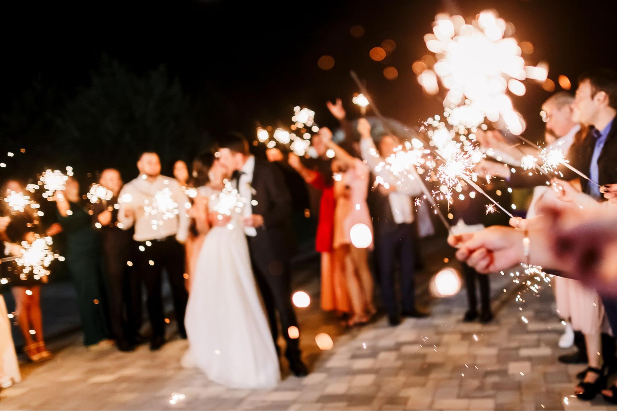 結婚式の花火